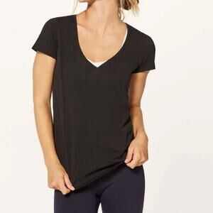 Lululemon Black Love Tee V 8 V-neck Cotton Stretch Shirt Size 4